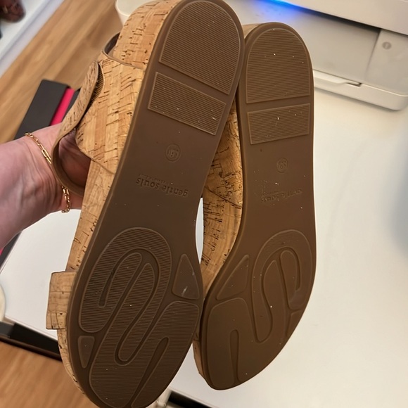 Gentle Souls by Kenneth Cole Gianna Natural Cork Sandals - Picture 12 of 12